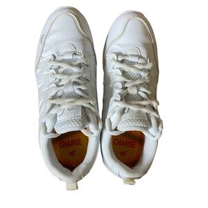 Varsity charge white athletic cheer shoes Ladies Size 5